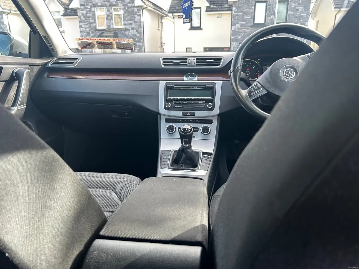 132 Volkswagen Passat 2.0 TDI 140 bhp 6 speed - Image 5