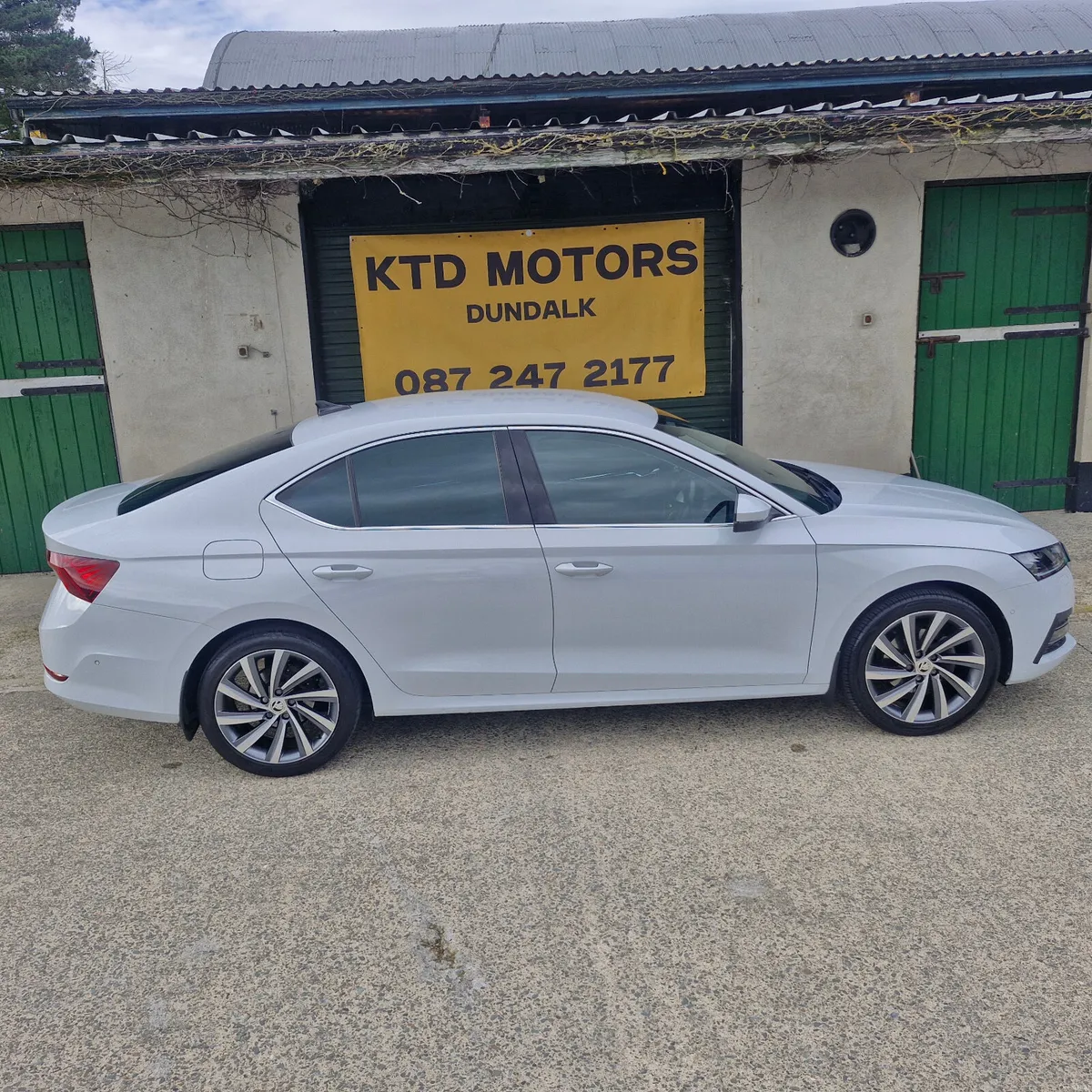 Skoda Octavia 2021 1.5 PETROL - Image 5