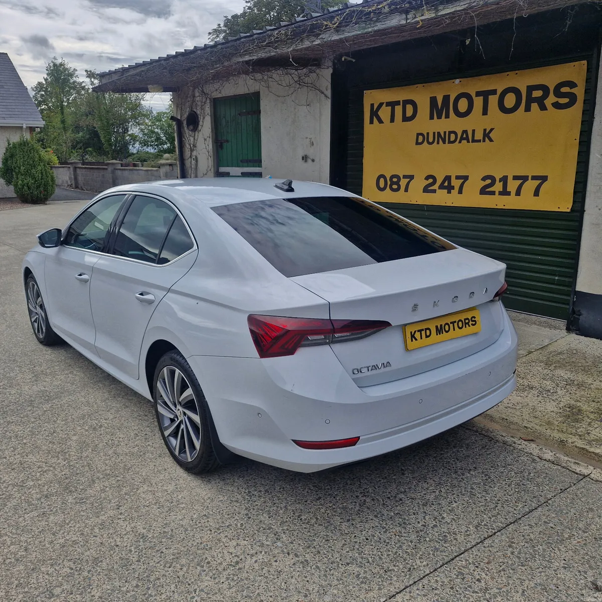 Skoda Octavia 2021 1.5 PETROL - Image 3
