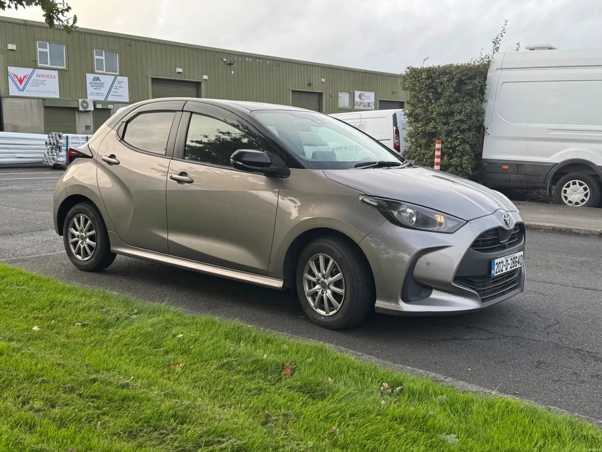 2020 Toyota Yaris | Huge Specs | 360 cameras - Image 3