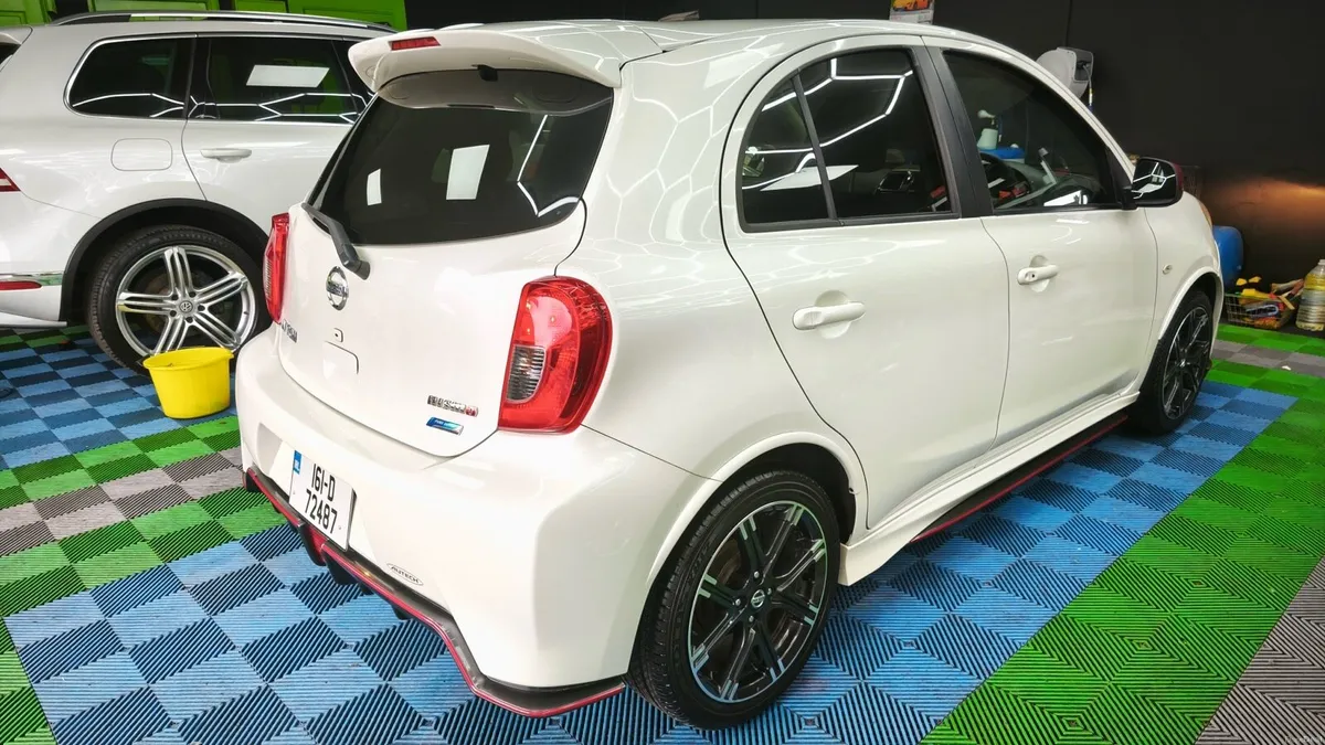 Car - Image 5
