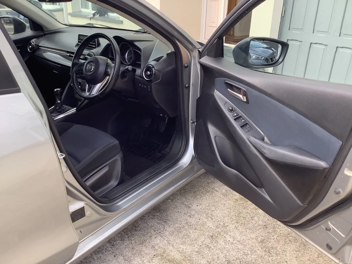 Mazda 2/Demio - Image 5