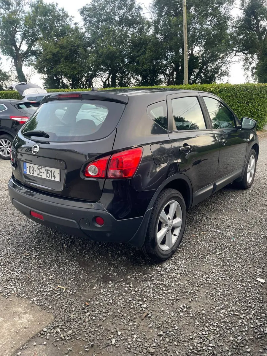 Automatic Nissan Qashqai 2008 - Image 3