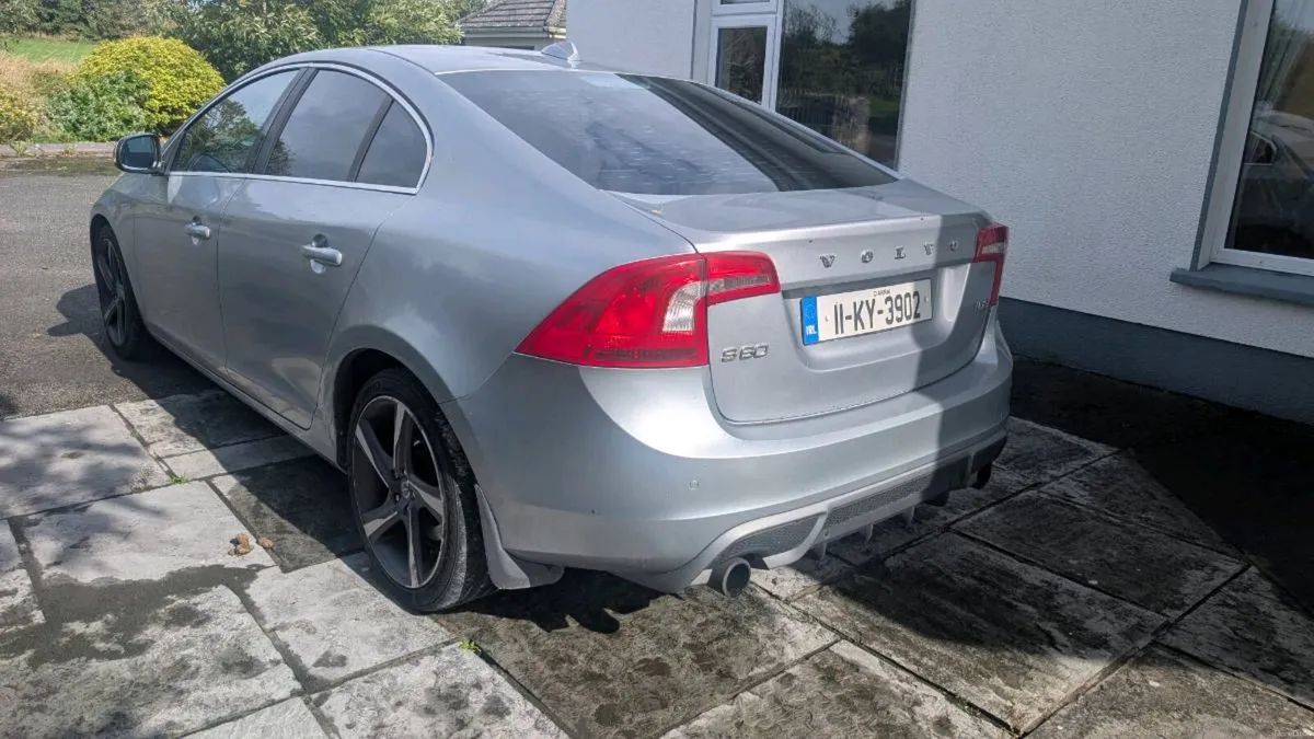 Volvo S60 R-DESIGN 2.0 NCT 05/27 - Image 4