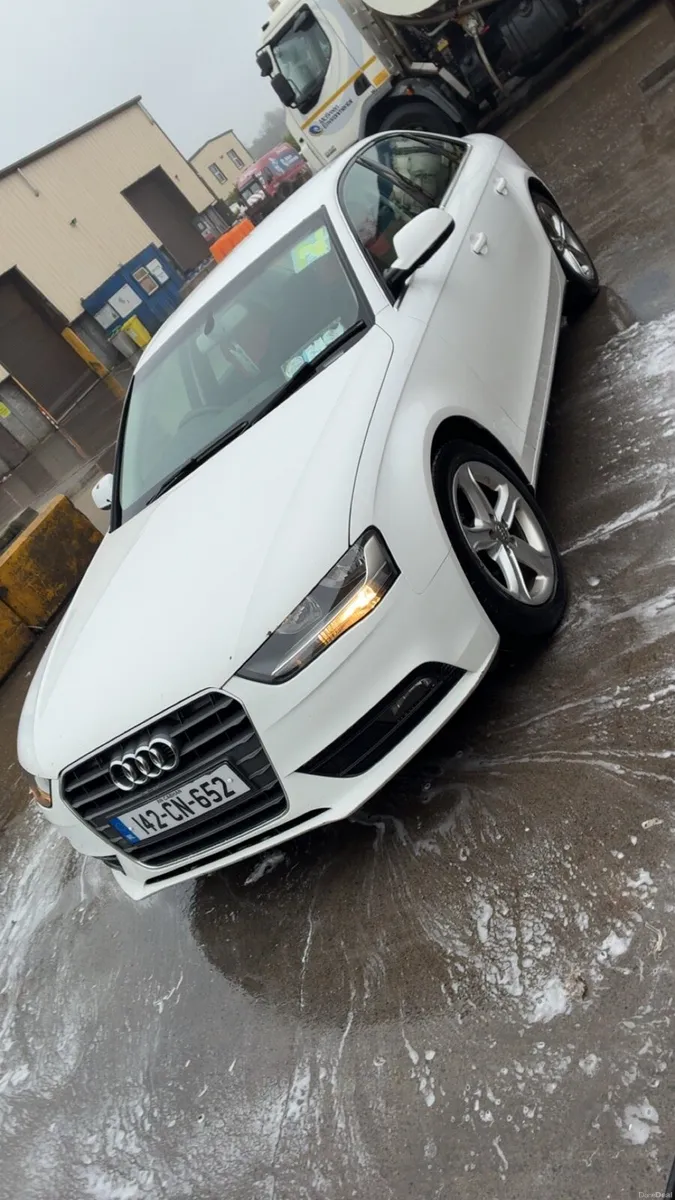 2014 Audi a4 - Image 4