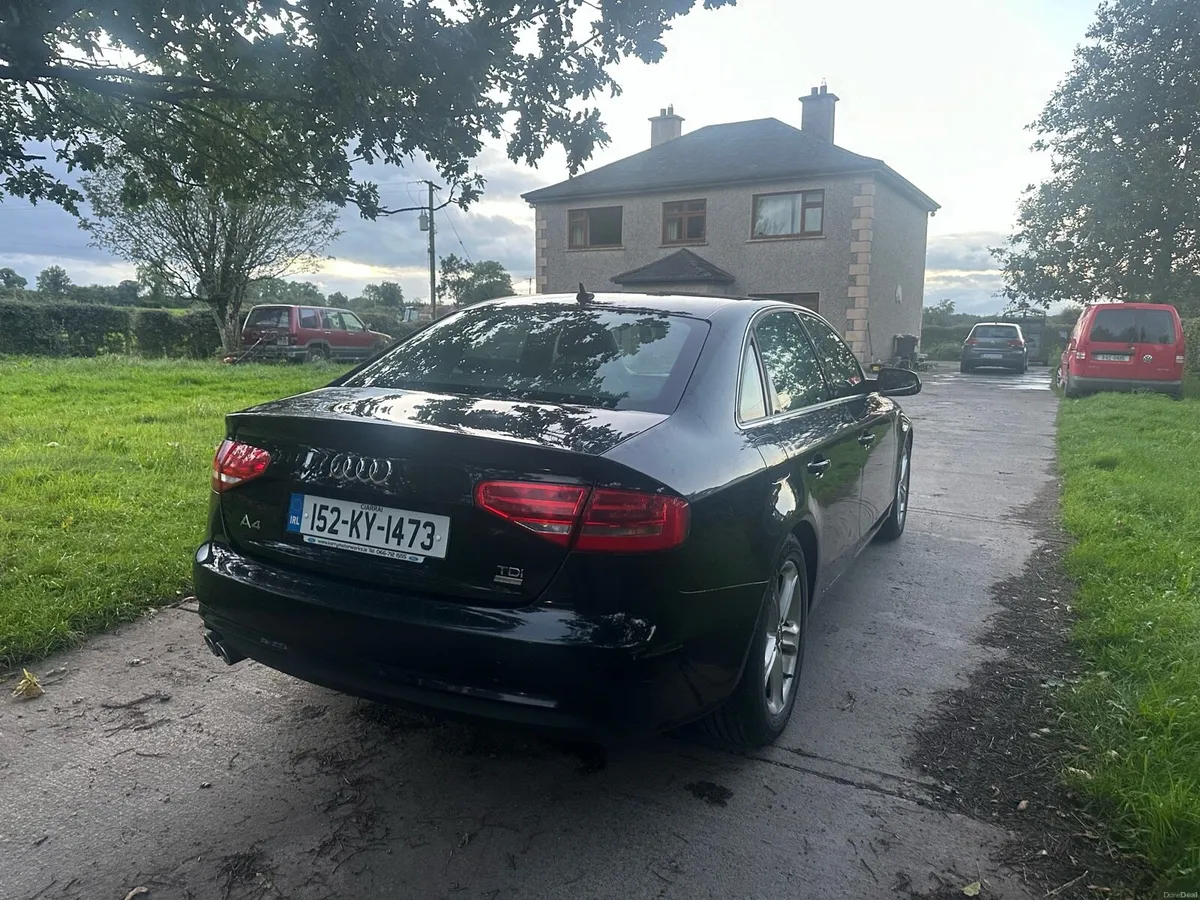 Audi A4 2015 - Image 6