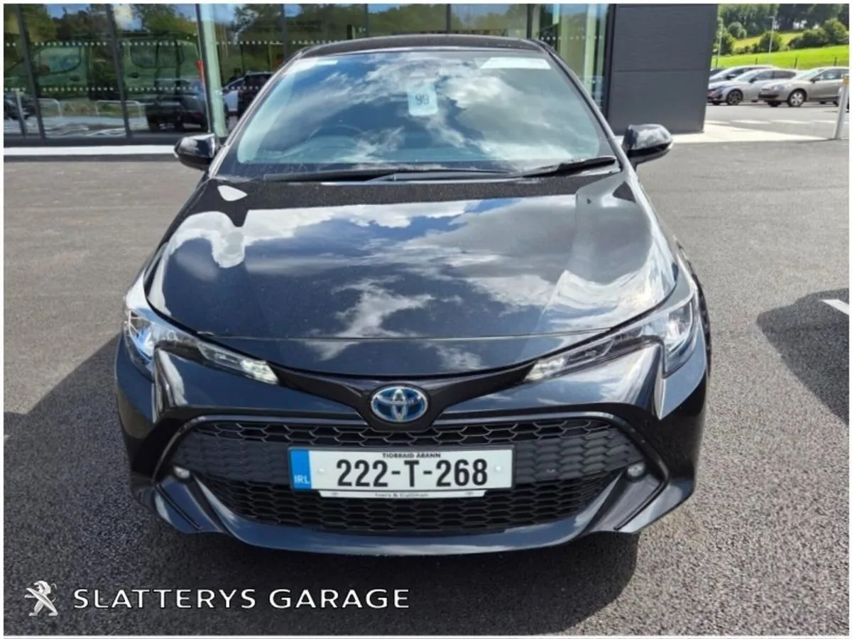 Toyota Corolla 1.8 Hybrid Luna Hatchback - Image 2