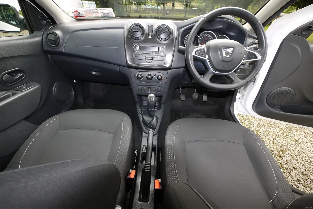 Dacia Logan 2018 NCT 2/28 - Image 4