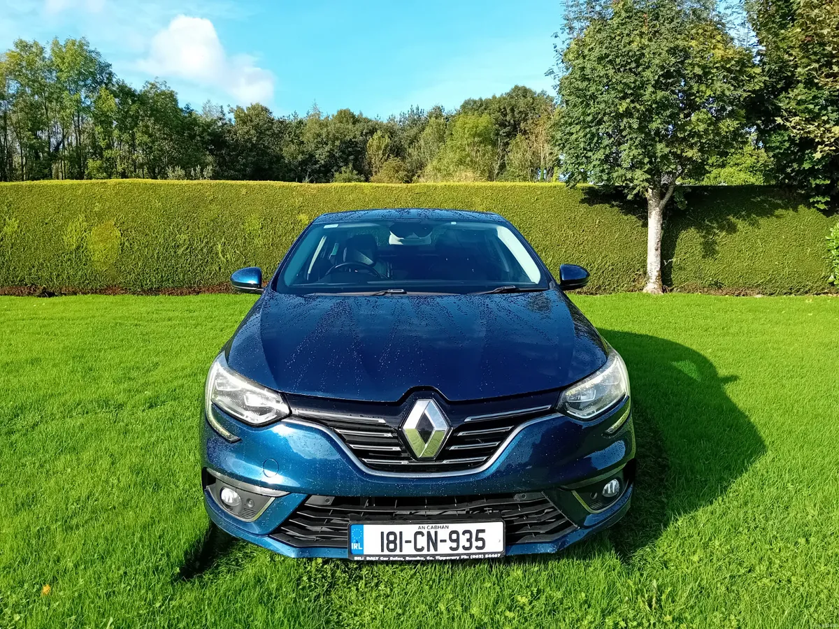 Renault Megane 2018 - Image 2