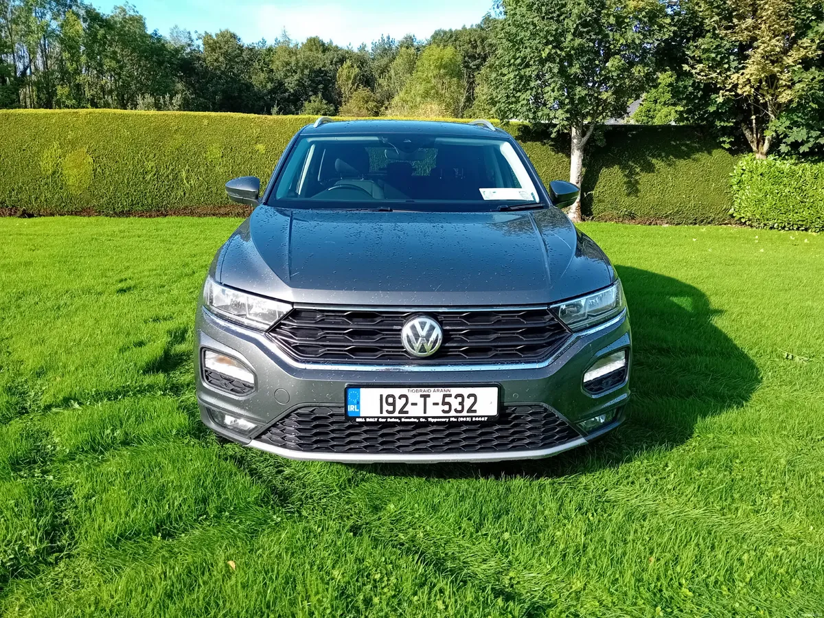 Volkswagen T-Roc 2019 - Image 2