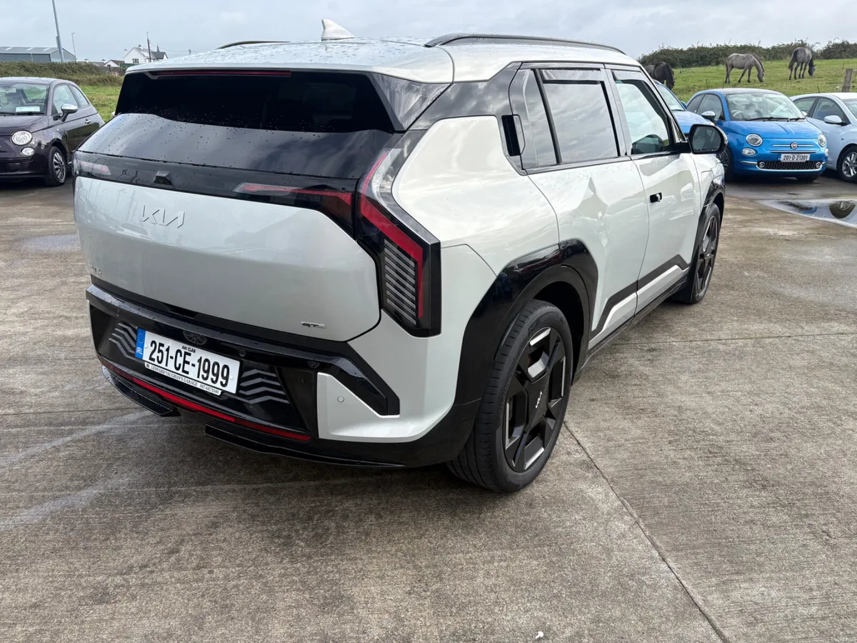 Kia EV3 2025 - Image 6