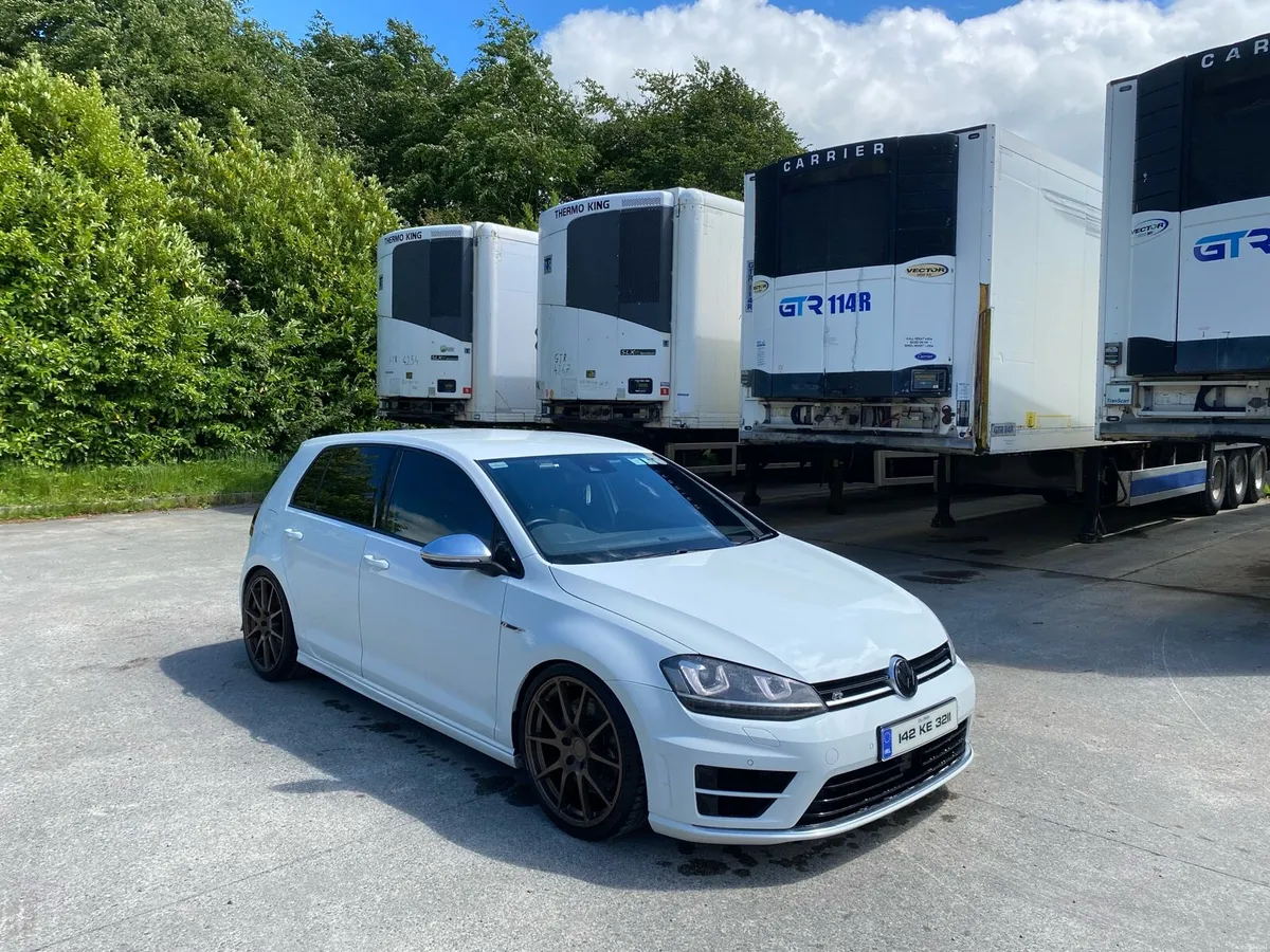 142 Mk7 Golf R - Image 1
