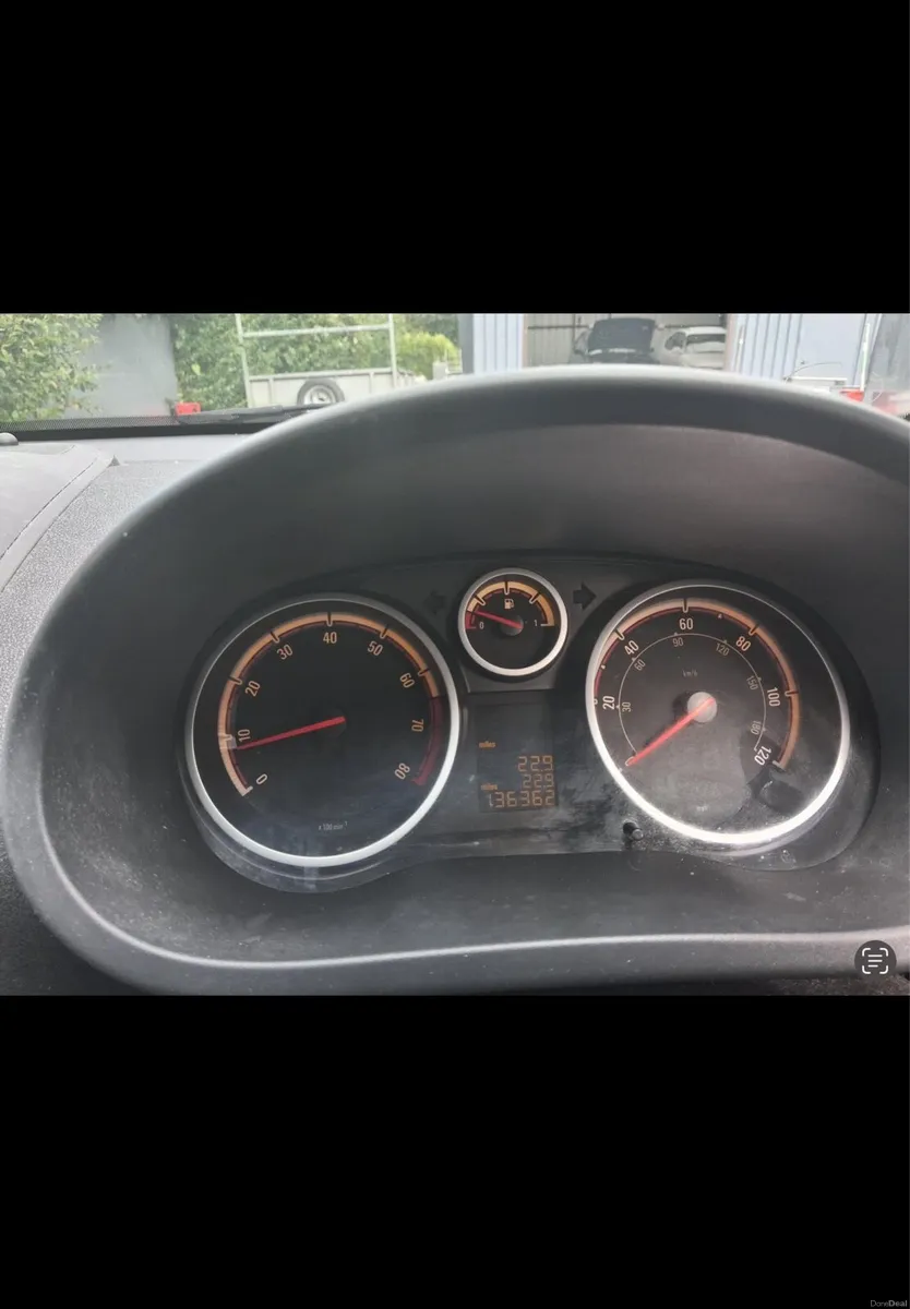 2011 Vauxhall Corsa SXI - Image 4