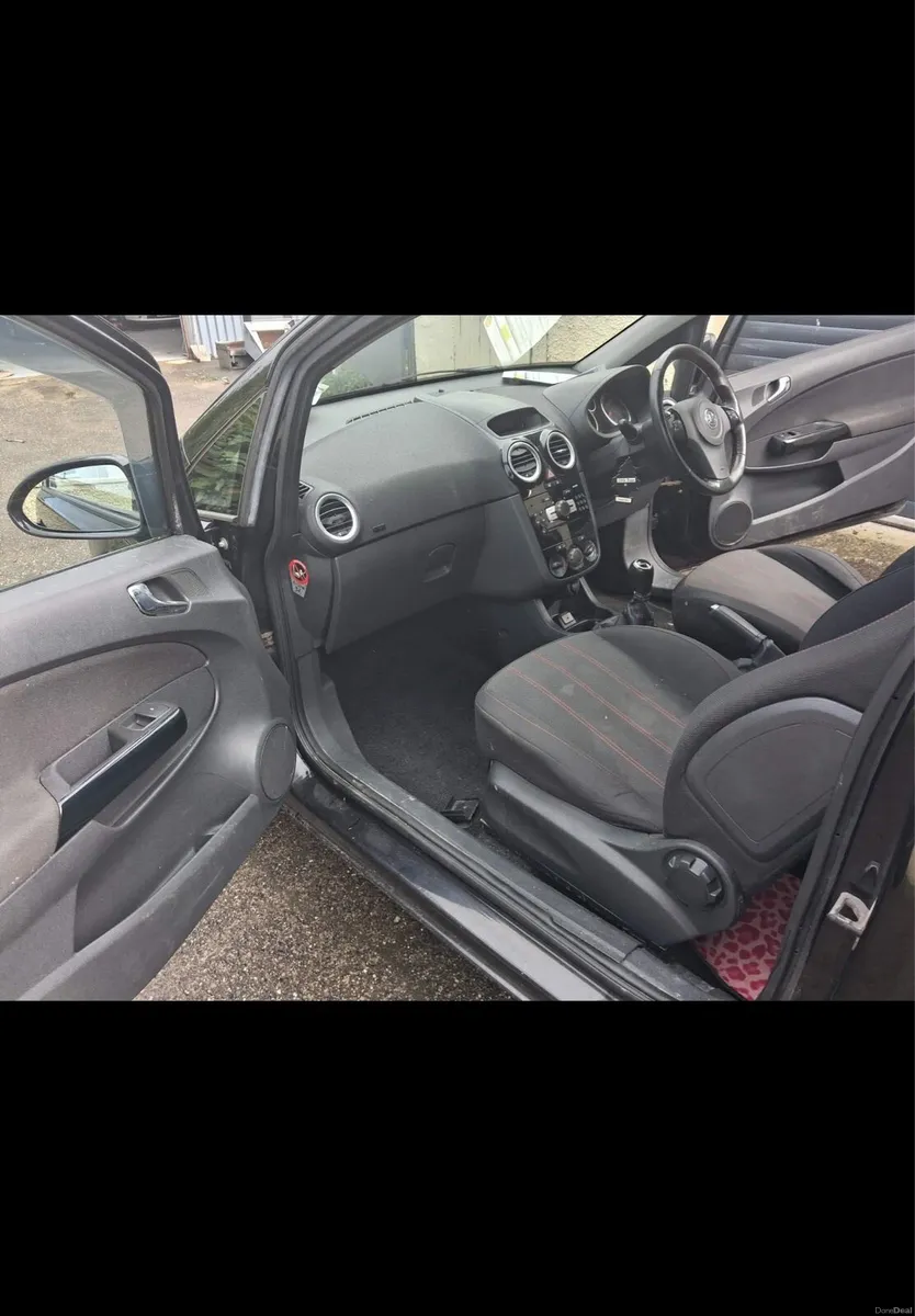 2011 Vauxhall Corsa SXI - Image 5