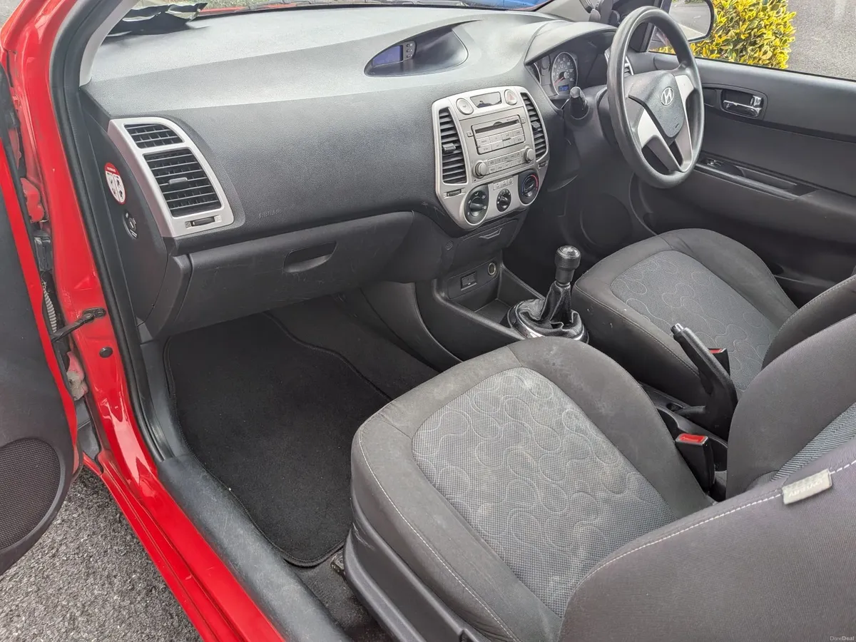 Hyundai i20 2011 - Image 3