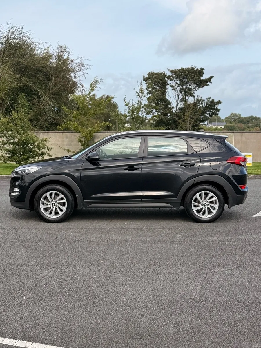 Hyundai Tucson 1.7 fresh NCT - Image 2