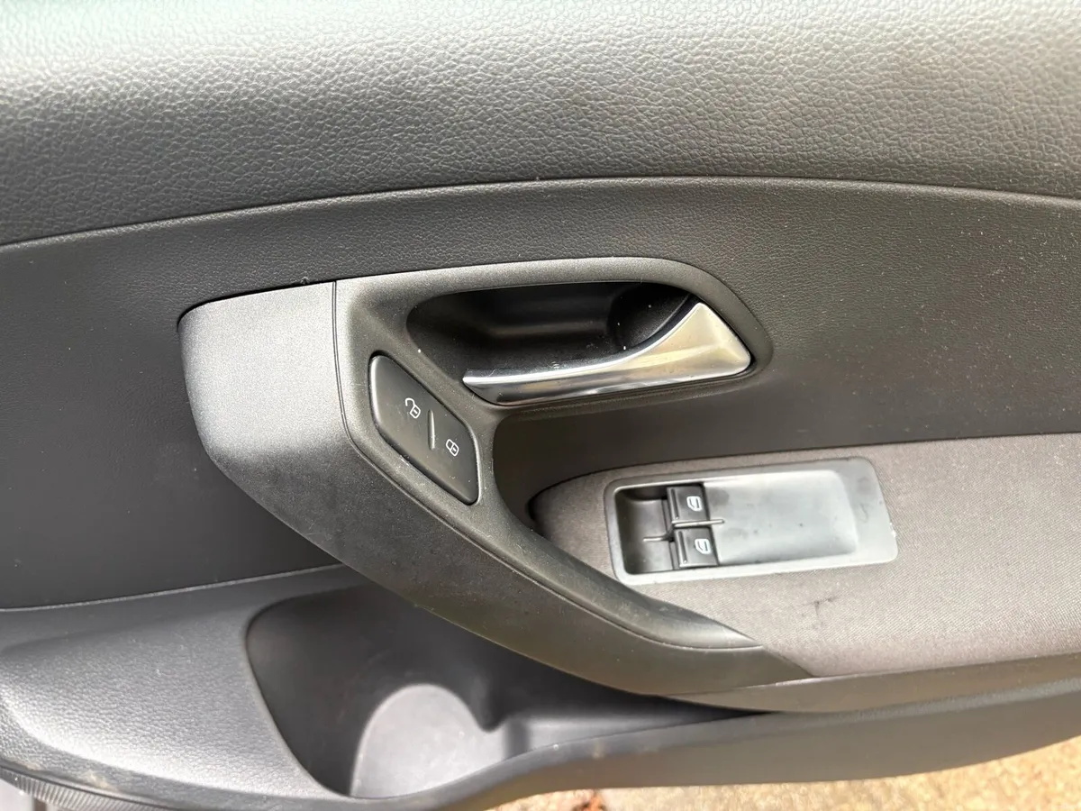 Vw polo 8/27 - Image 5