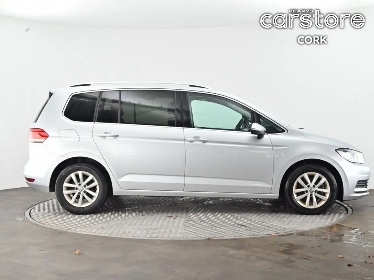 Volkswagen Touran 1.4 - Image 2