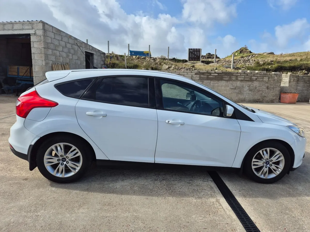 Ford Focus 2013 - Image 1