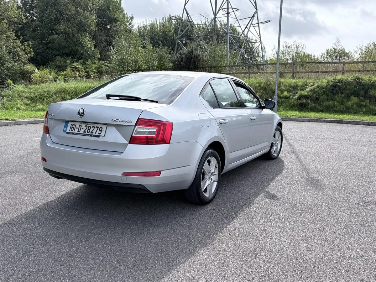 Skoda Octavia - Image 4