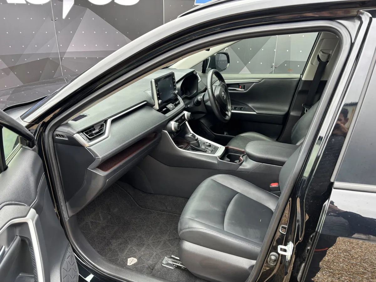 Toyota Rav 4 Self Charging Hybrid AWD 2021 - Image 5