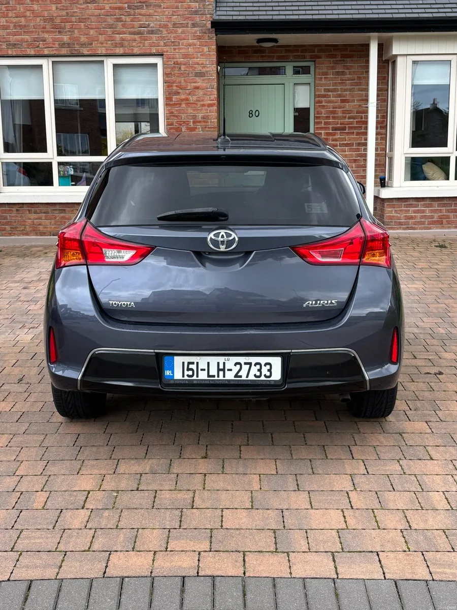 2015 Toyota Auris 1.4 D-4D Diesel - NCT 10/27 - Image 4