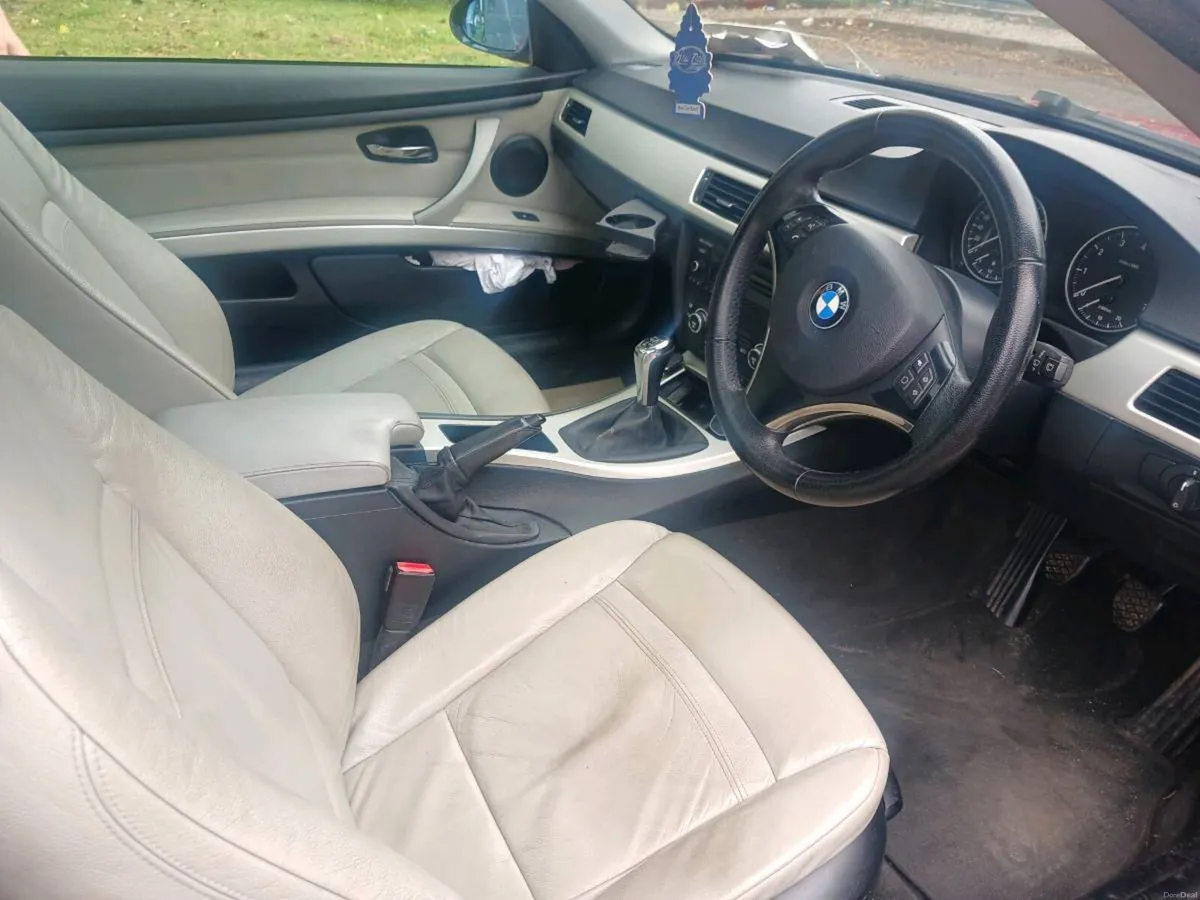 BMW E92 320I COUPE - Image 5