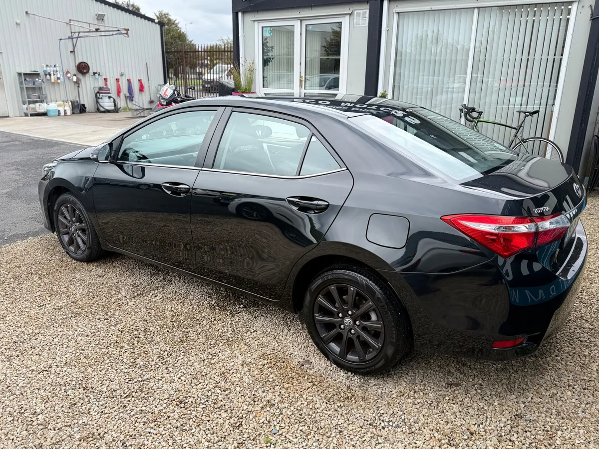 TOYOTA COROLLA 2015 - 1.3 - NEW NCT - LOW KMS - Image 5