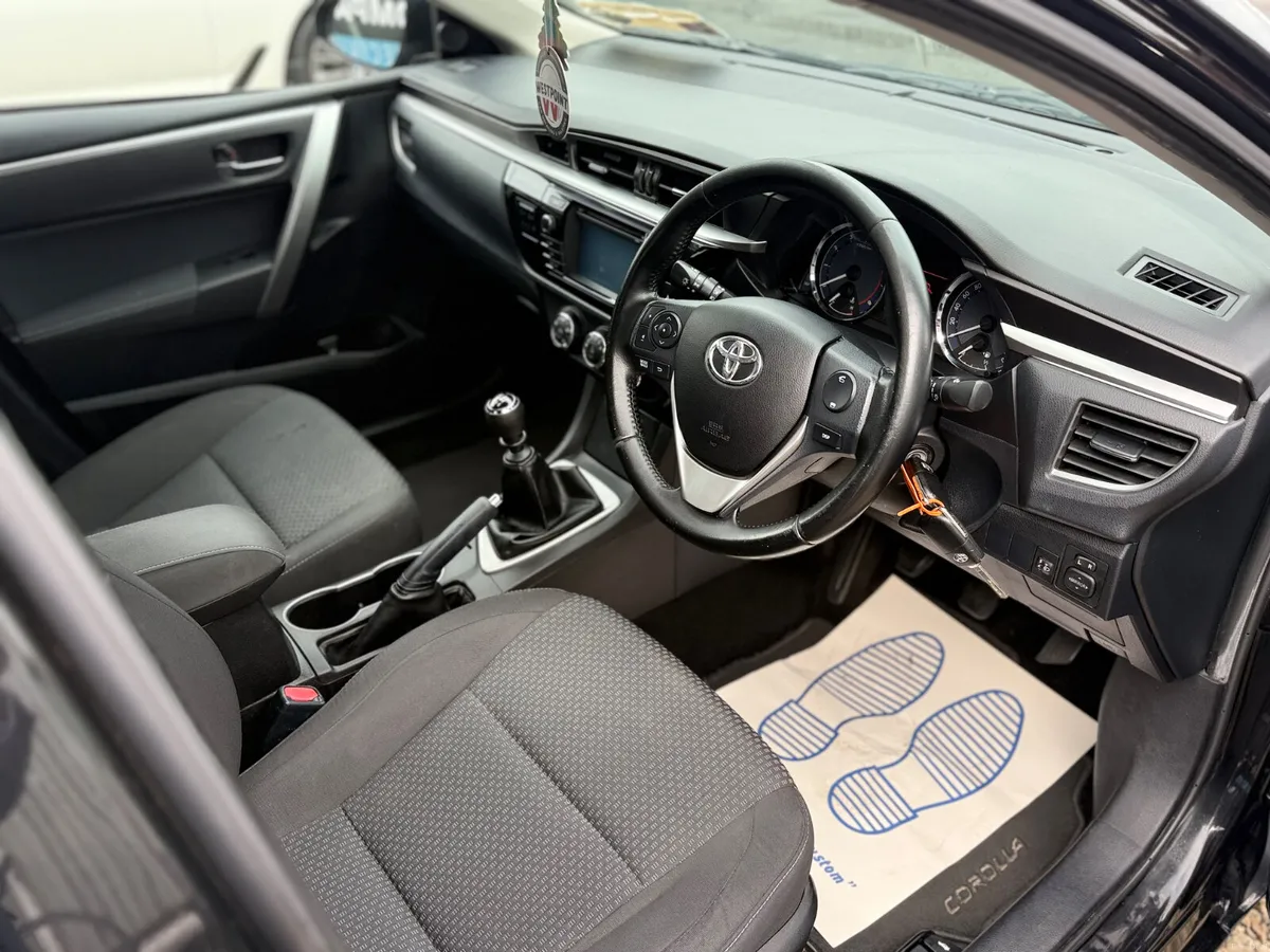TOYOTA COROLLA 2015 - 1.3 - NEW NCT - LOW KMS - Image 6