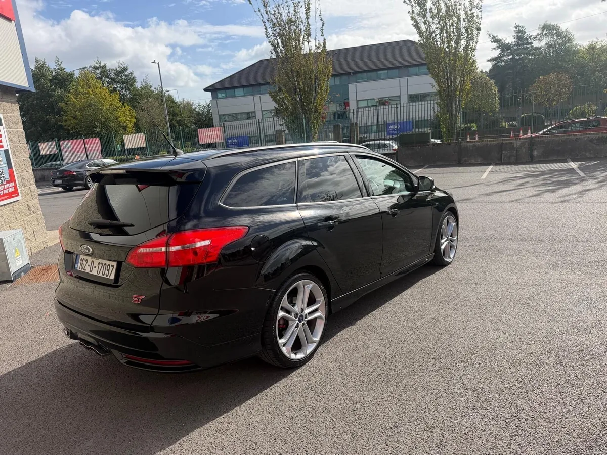 Ford Focus ST - Image 4