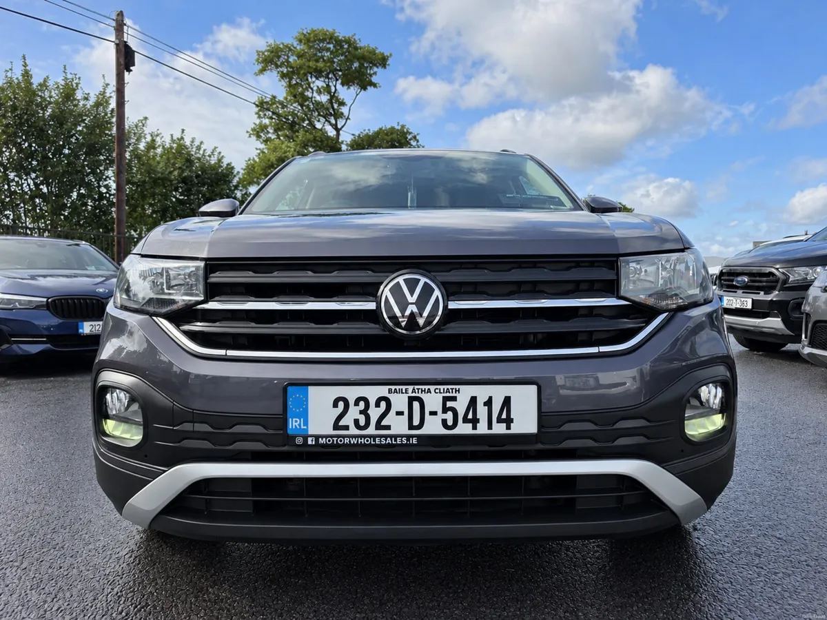 Volkswagen T-Cross 2023 LIFE - Image 3