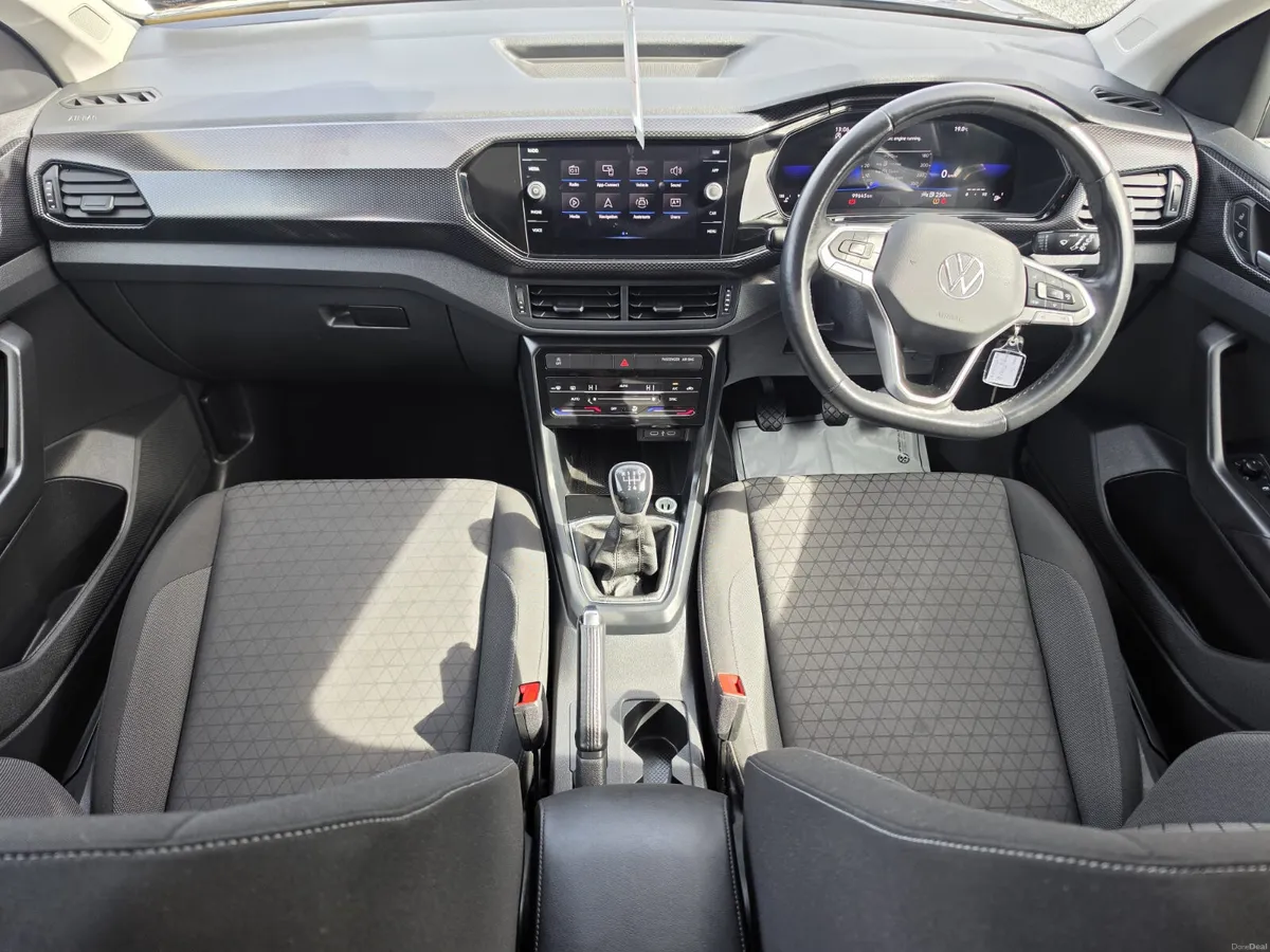 Volkswagen T-Cross 2023 LIFE - Image 5
