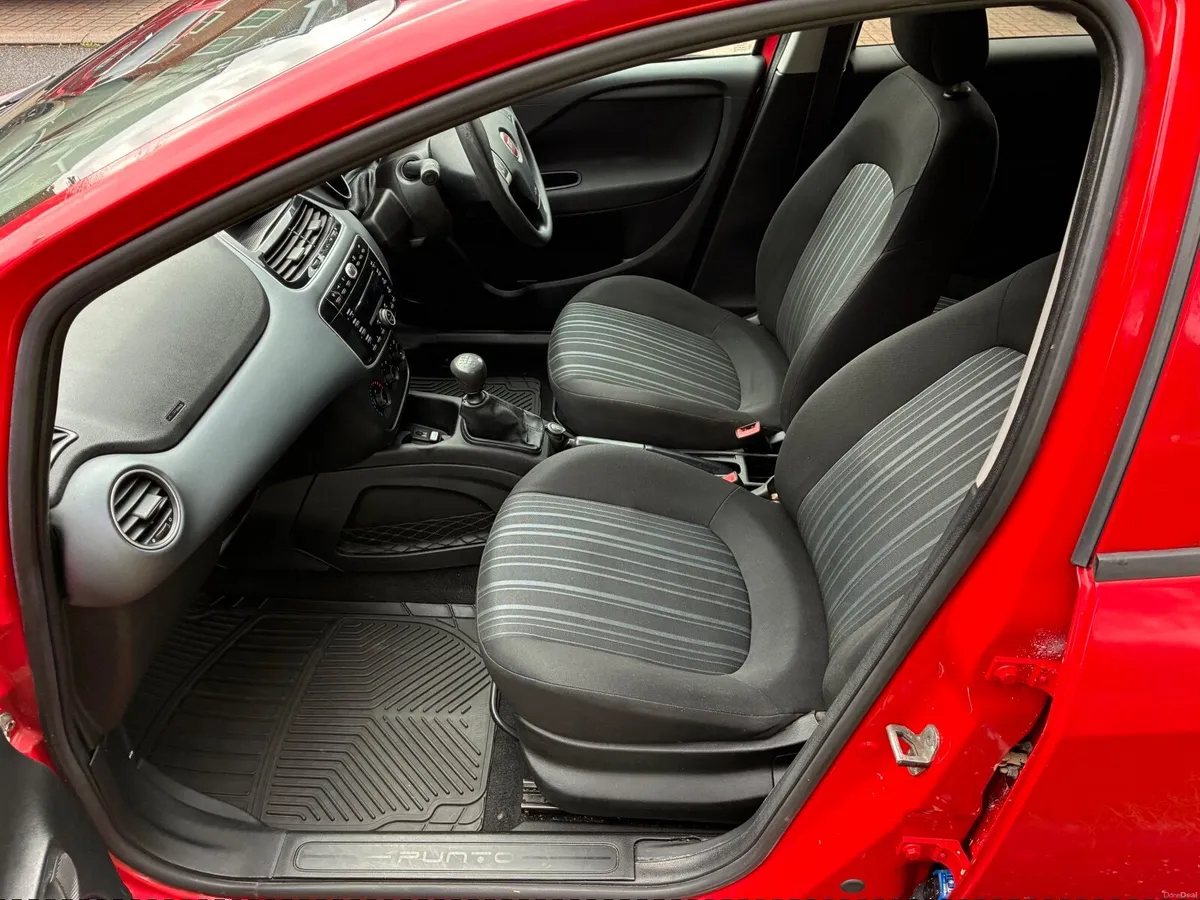 Fiat Punto  taxed&tested - Image 3