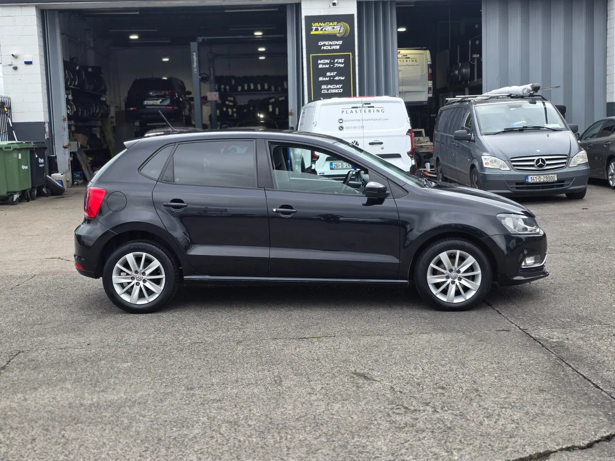 VW Polo Trendline 1.0 Petrol - Image 2