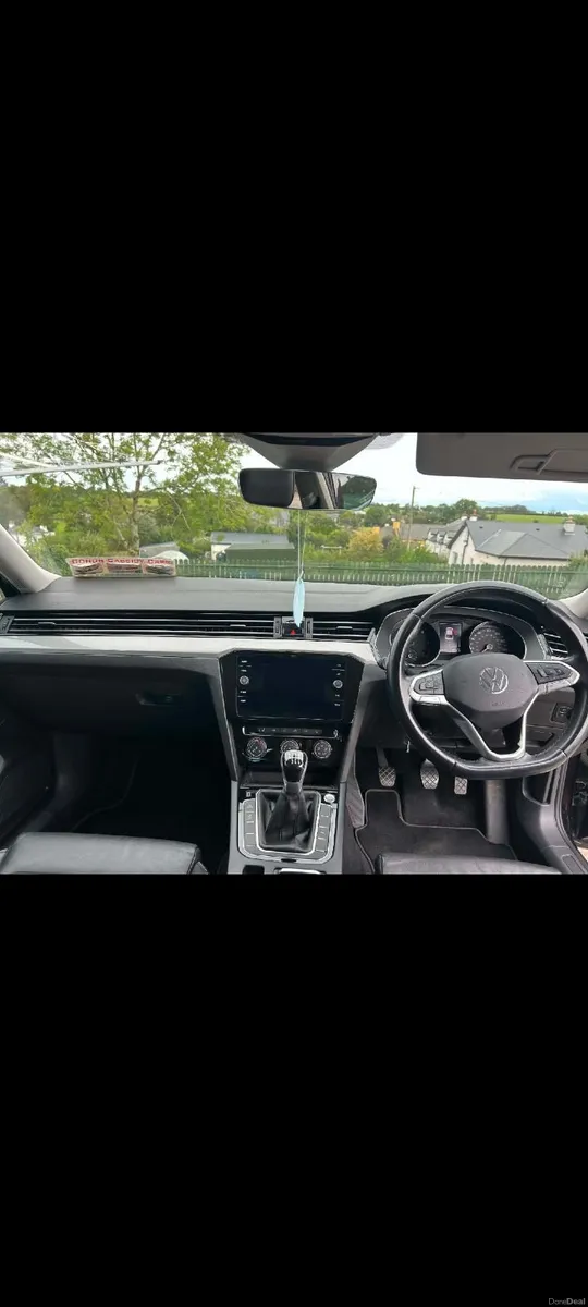 Volkswagen Passat 2020 - Image 3