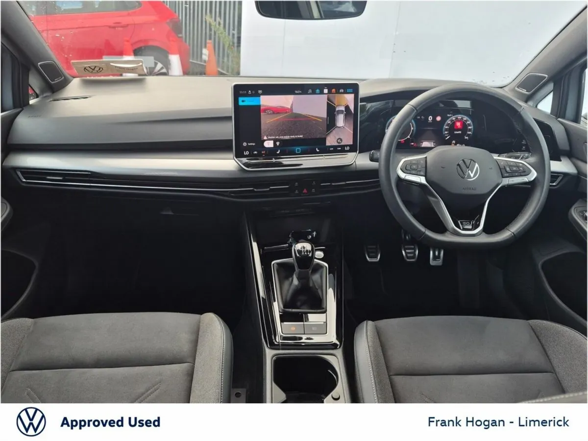 Volkswagen Golf 50 YEARS 2.0 TDI - SUNROOF - LIST - Image 2