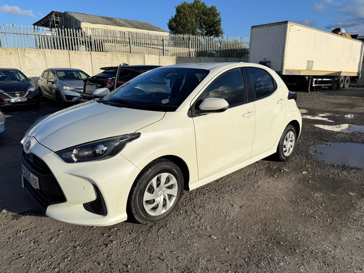 2021 Toyota Yaris 1.0 Petrol Automatic - Image 3
