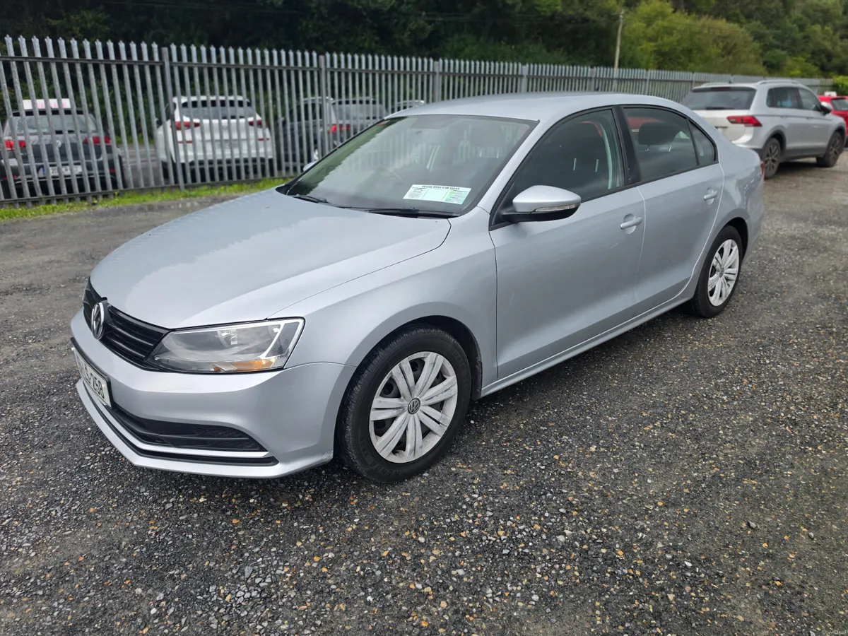 Volkswagen Jetta 2015 - Image 3
