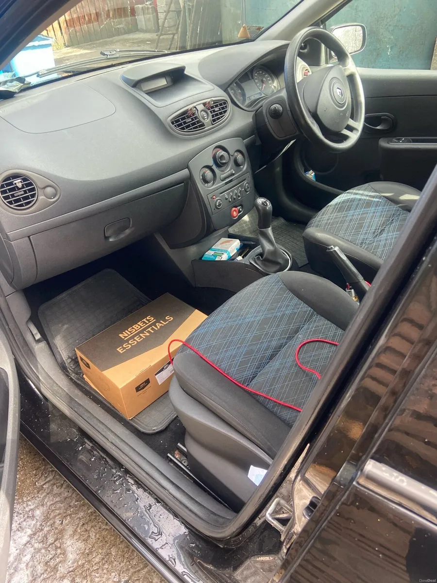 Car - Image 4