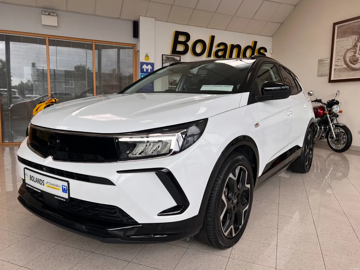 Top Spec GS HYBRID AUTO 225BHP As New Twin Tone As - Image 6