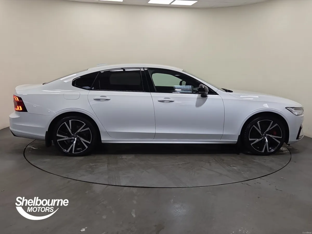 Volvo S90 2.0 T8 Recharge PHEV R DESIGN 4dr AWD Au - Image 3