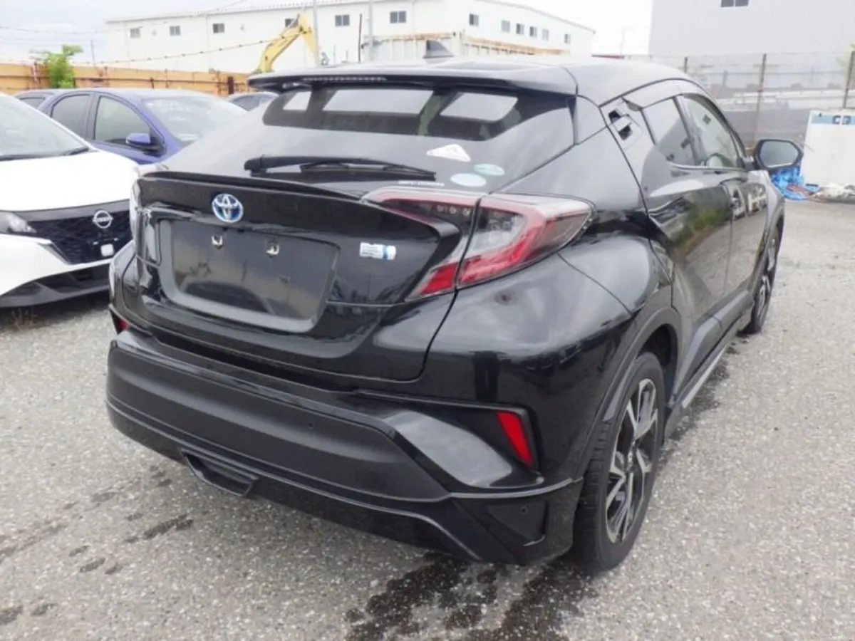 Toyota C-HR 1.8 Hybrid G Automatic - Image 5