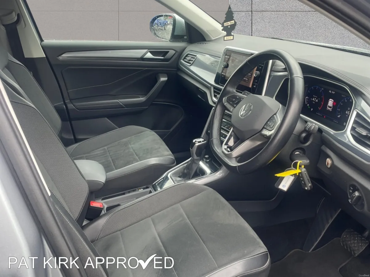 Volkswagen T-roc 1.5 TSI Style 5dr DSG - Image 6