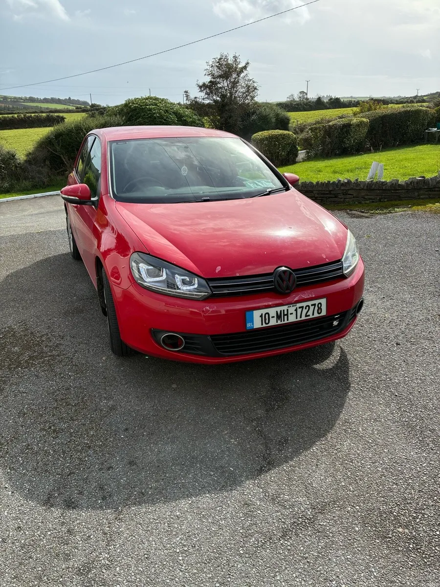 2010 Volkswagen Golf 1.6 TDI - Image 1
