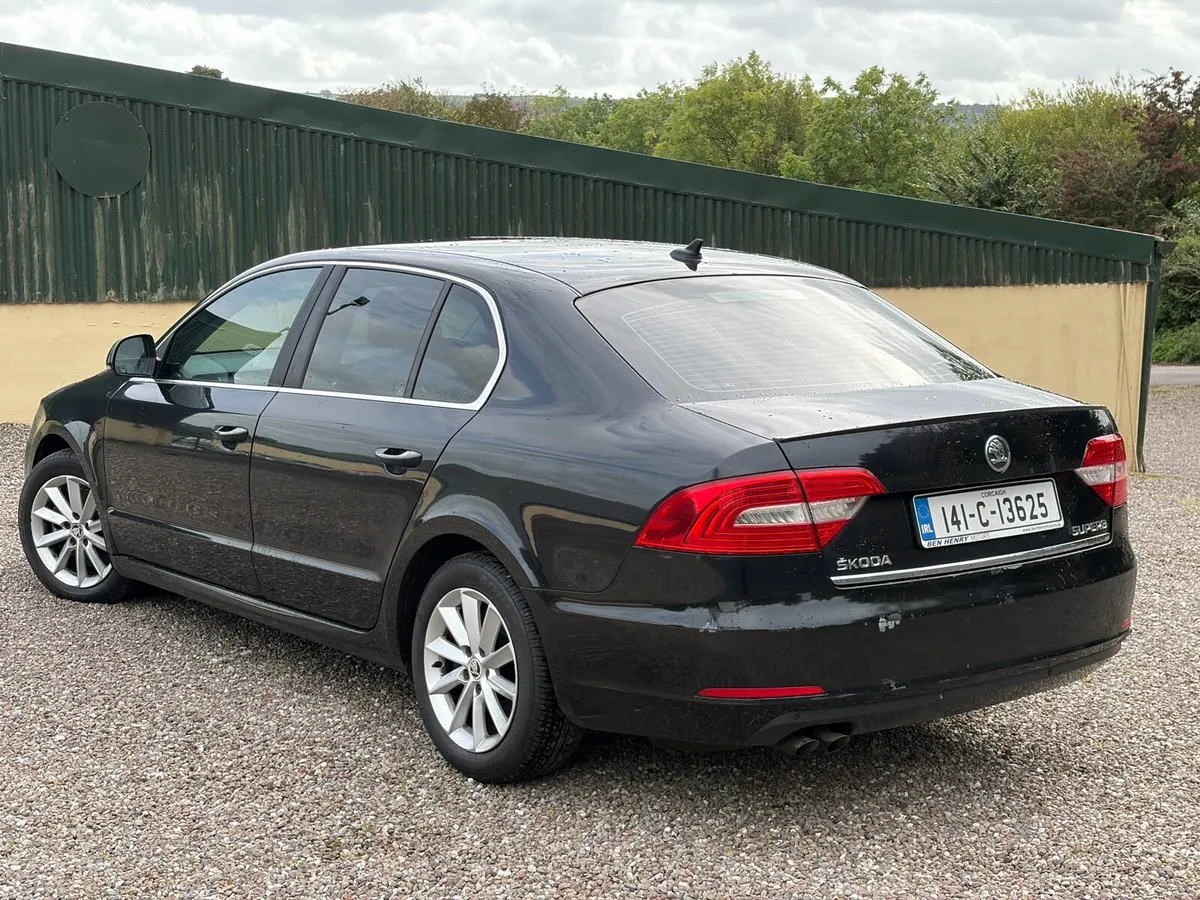 141 Skoda Superb Nct and tax - Image 6