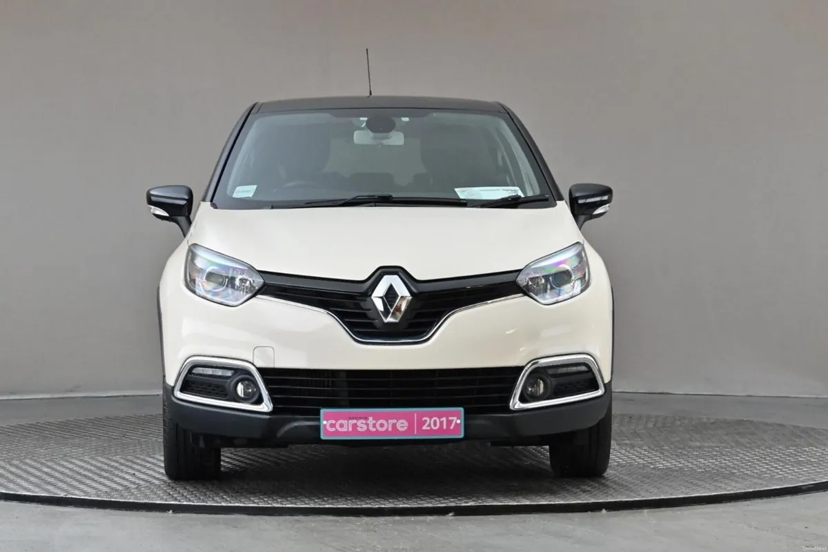 Renault Captur 1.5 DCI INTENSE 5SPD **BI-TONE ROOF - Image 2