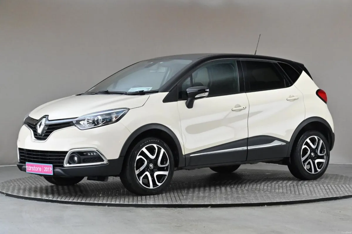 Renault Captur 1.5 DCI INTENSE 5SPD **BI-TONE ROOF - Image 4