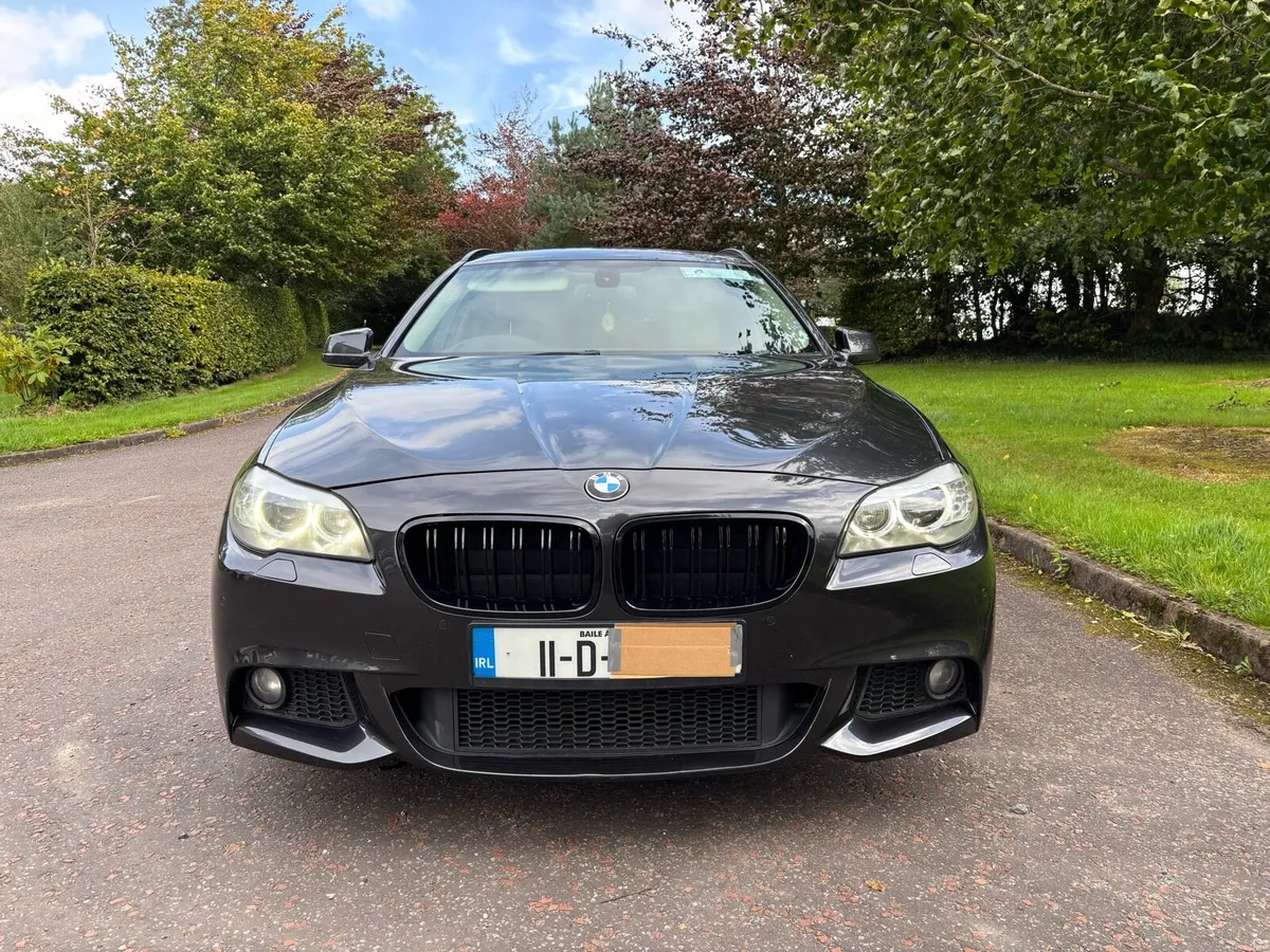 BMW 520 SE AUTO ESTATE M SPORT 2011 - Image 2