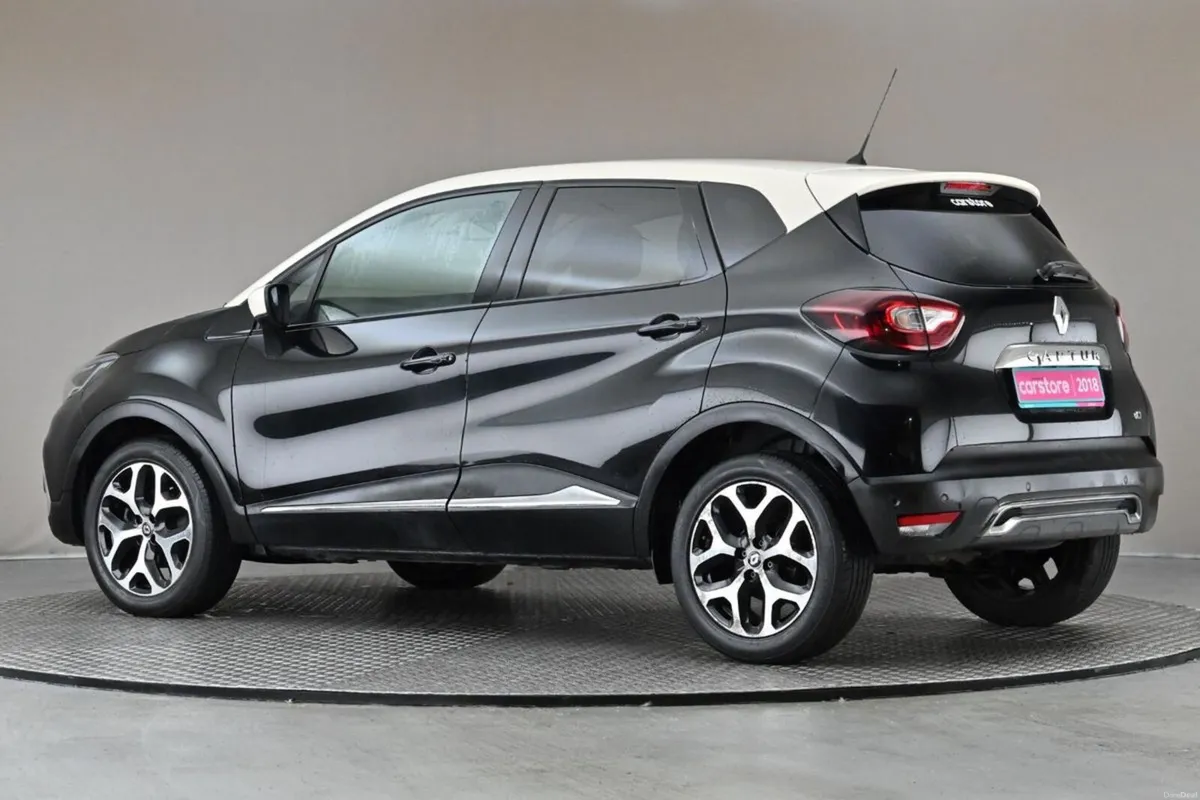 Renault Captur 1.5 DCI SIGNATURE BI-TONE ROOF **FU - Image 6