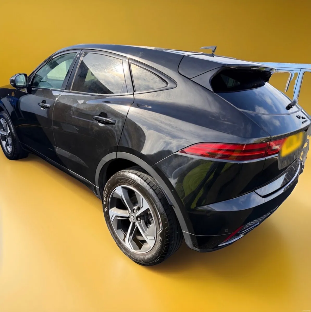 Jaguar E-Pace 2024 2.0 D200 R-Dynamic SE Black 5dr - Image 2